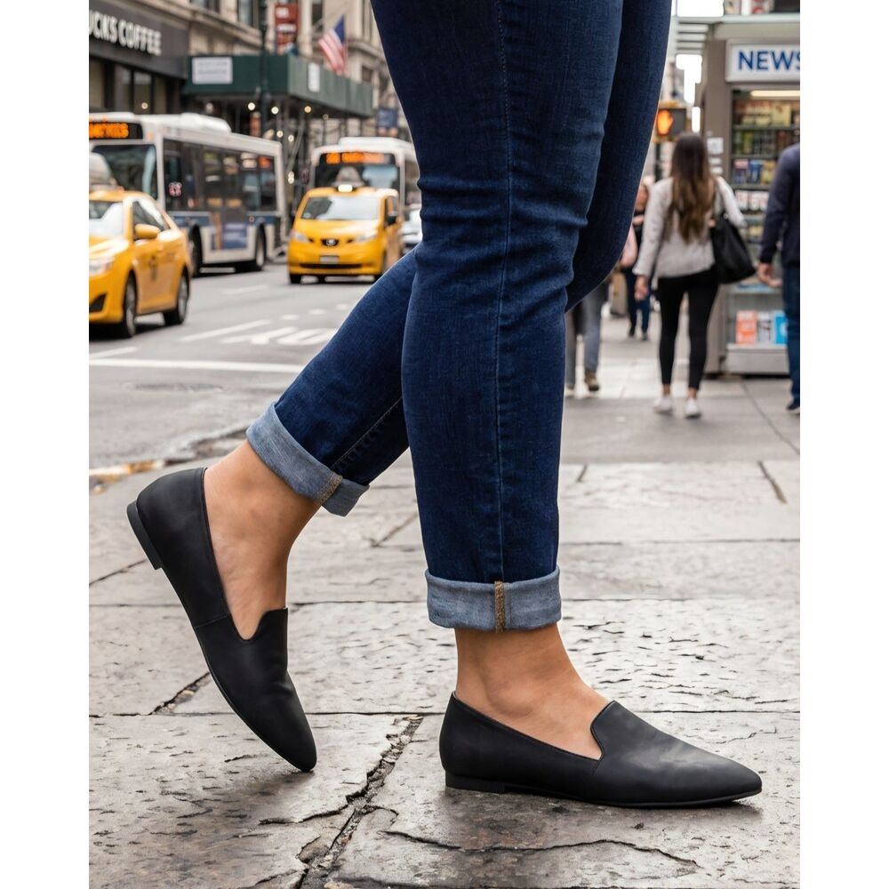 Olivia & Kate Women’s Black Pointed Toe Slip On Flats US 8